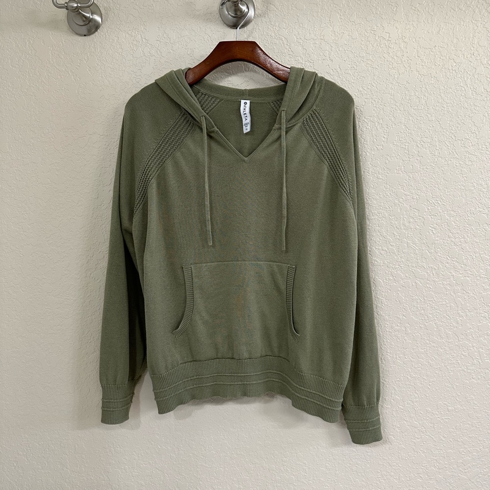 Athleta hoodie sweater